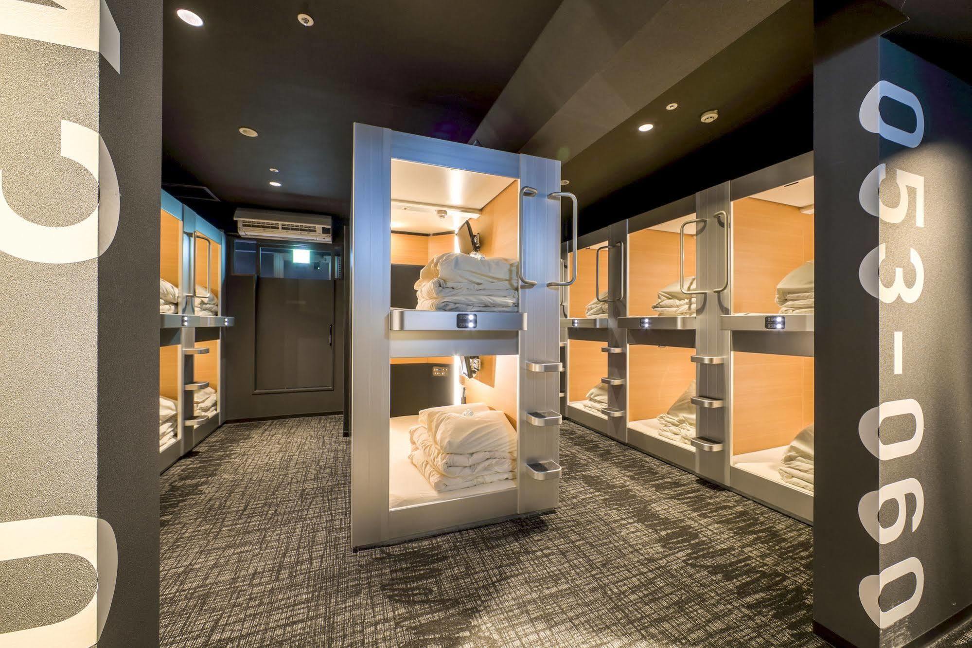 New Japan Capsule Hotel Cabana Osaka Exterior foto